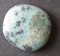 fuchsite stone of the gardener