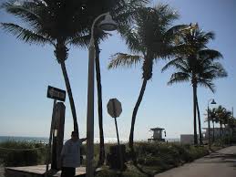 Dania Beach 2. By 94542h