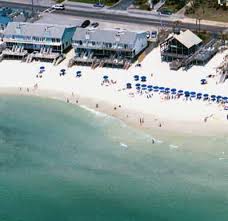 Miramar beach has rentals from