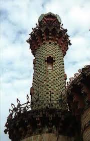 Casa Botines (León - España)