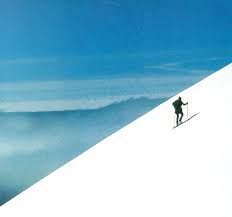 PHOTO N.27. Downhill skiing