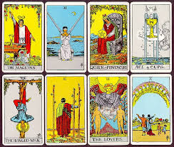 Reading Tarot Cards Image 1