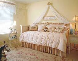 Old World Enchantment Kids' Bedroom ...